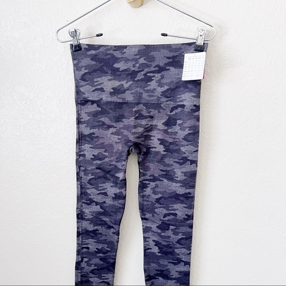 NEW Spanx EcoCare Seamless Leggings size medium - Picture 9 of 14